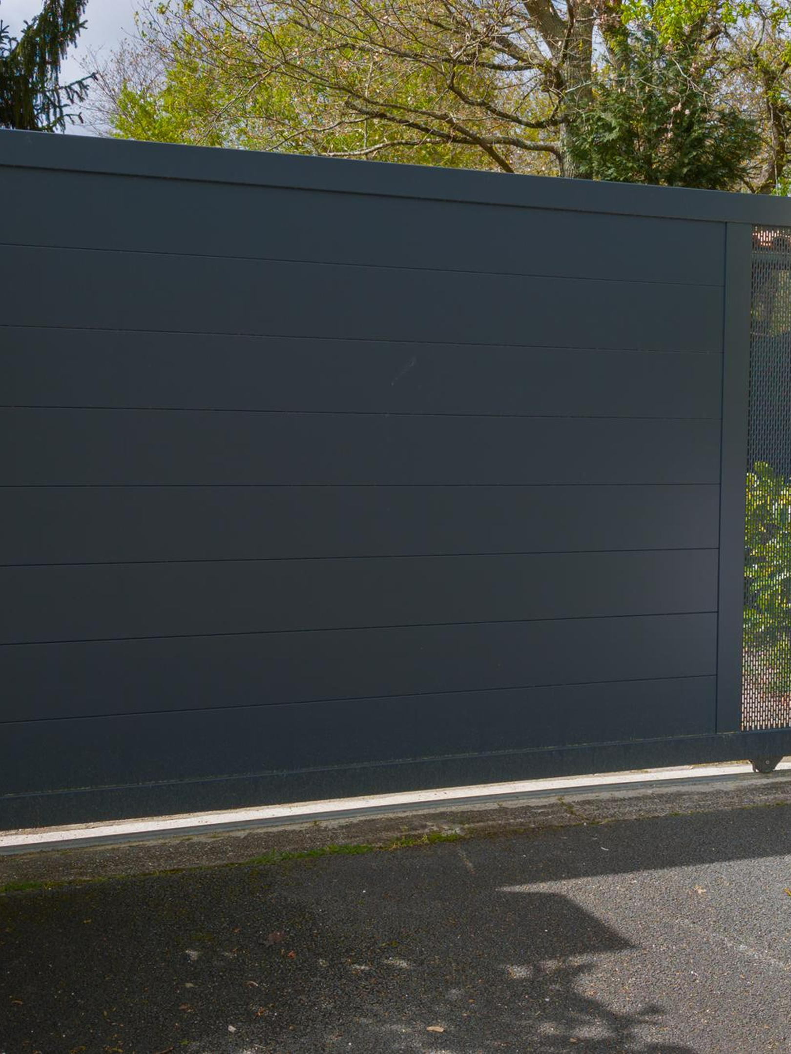 PWX Serralheria - Manutenção de Portão